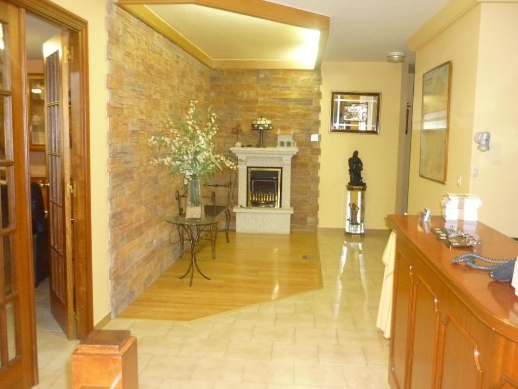 א-קורוניה Hotel Francisco Javier מראה חיצוני תמונה